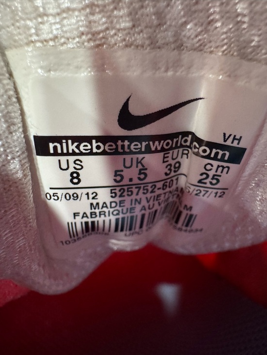 Nike Dual Fusion Sneakers - Picture 11 of 11